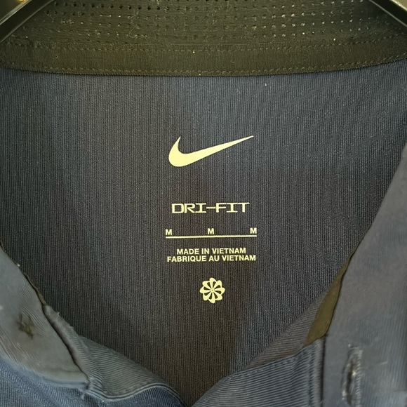 Nike Men’s Medium Navy Dri-Fit Polo Short Sleeve White Swoosh Golf Athletic - Picture 4 of 6